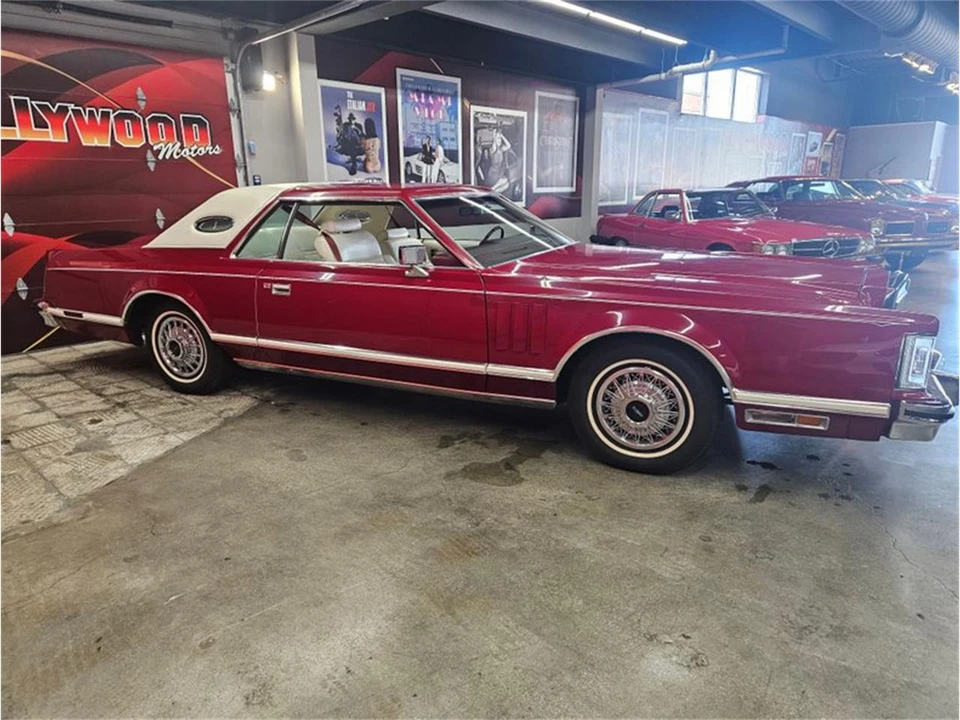 1979 Lincoln Continental Mark V - Image 8 of 31