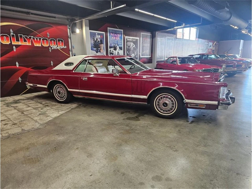 1979 Lincoln Continental Mark V - Image 9 of 31