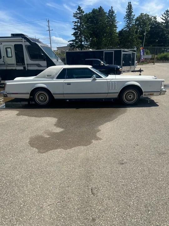 1979 Lincoln Continental Mark V - Image 6 of 20