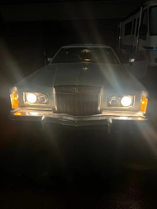 1979 Lincoln Continental Mark V - Image 3 of 20