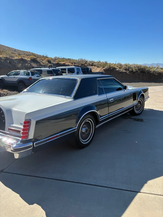 1979 Lincoln Continental Mark V - Image 2 of 21