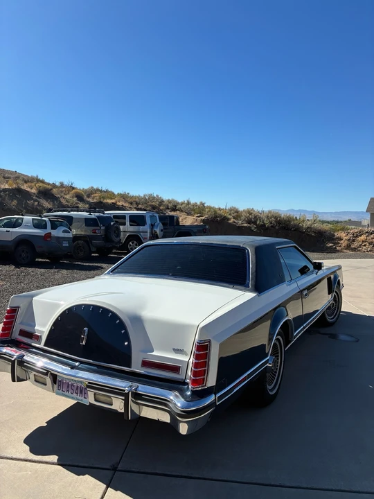 1979 Lincoln Continental Mark V - Image 9 of 21