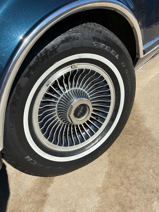 1979 Lincoln Continental Mark V - Image 5 of 21