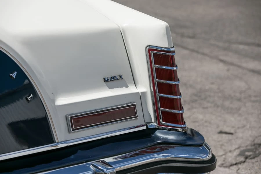 1979 Lincoln Continental Mark V - Image 19 of 20