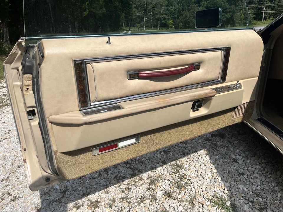 1979 Lincoln Continental Mark V - Image 16 of 21