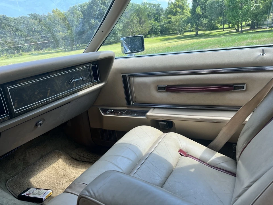 1979 Lincoln Continental Mark V - Image 18 of 21