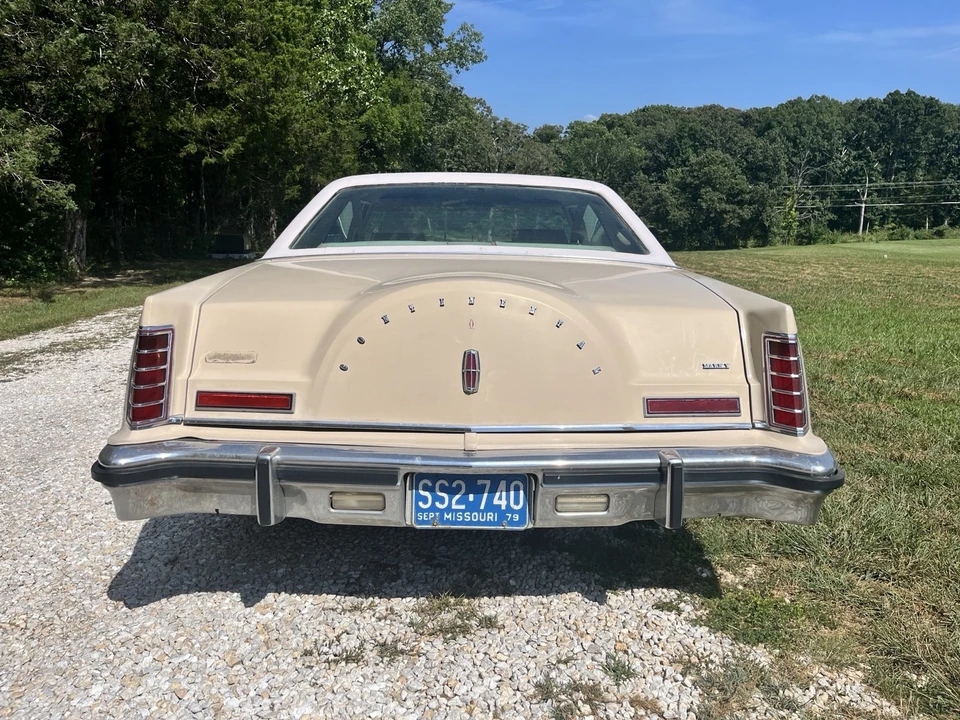 1979 Lincoln Continental Mark V - Image 4 of 21