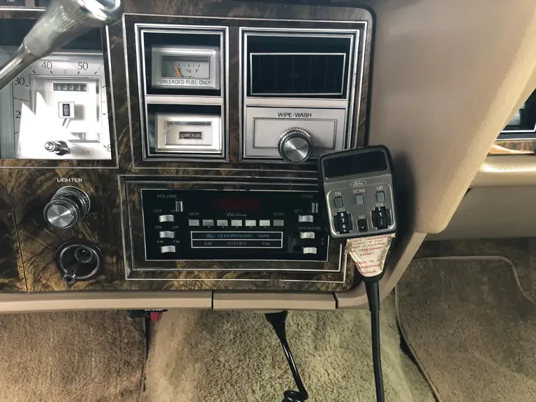 1979 Lincoln Continental Mark V - Image 12 of 20