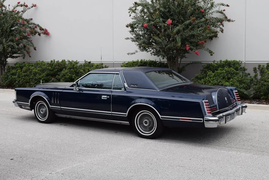 1979 Lincoln Continental Mark V - Image 2 of 10