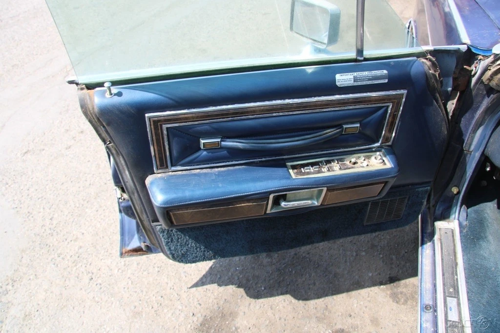 1979 Lincoln Continental 5th Gen - Image 13 of 21