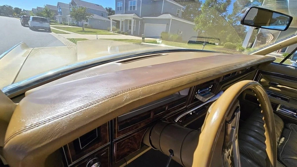 1979 Lincoln Town Car - Image 10 of 21