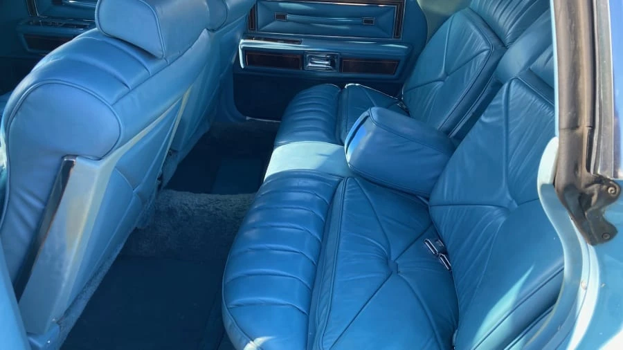 1979 Lincoln Town Car - Image 15 of 30