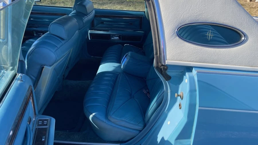 1979 Lincoln Town Car - Image 16 of 30