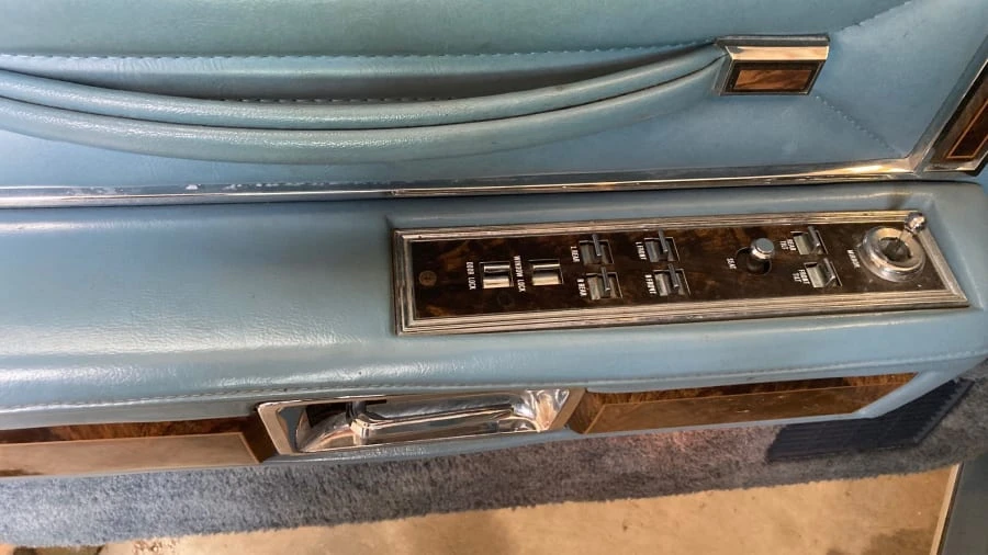 1979 Lincoln Town Car - Image 27 of 30