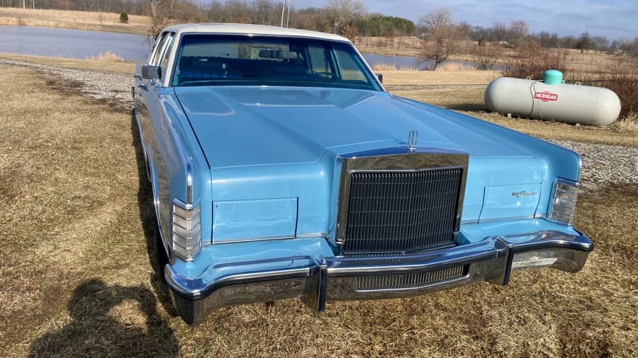 1979 Lincoln Town Car - Image 13 of 30