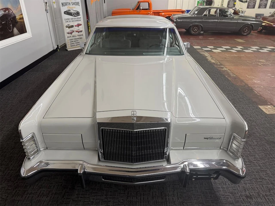 1979 Lincoln Town Car - Image 5 of 31