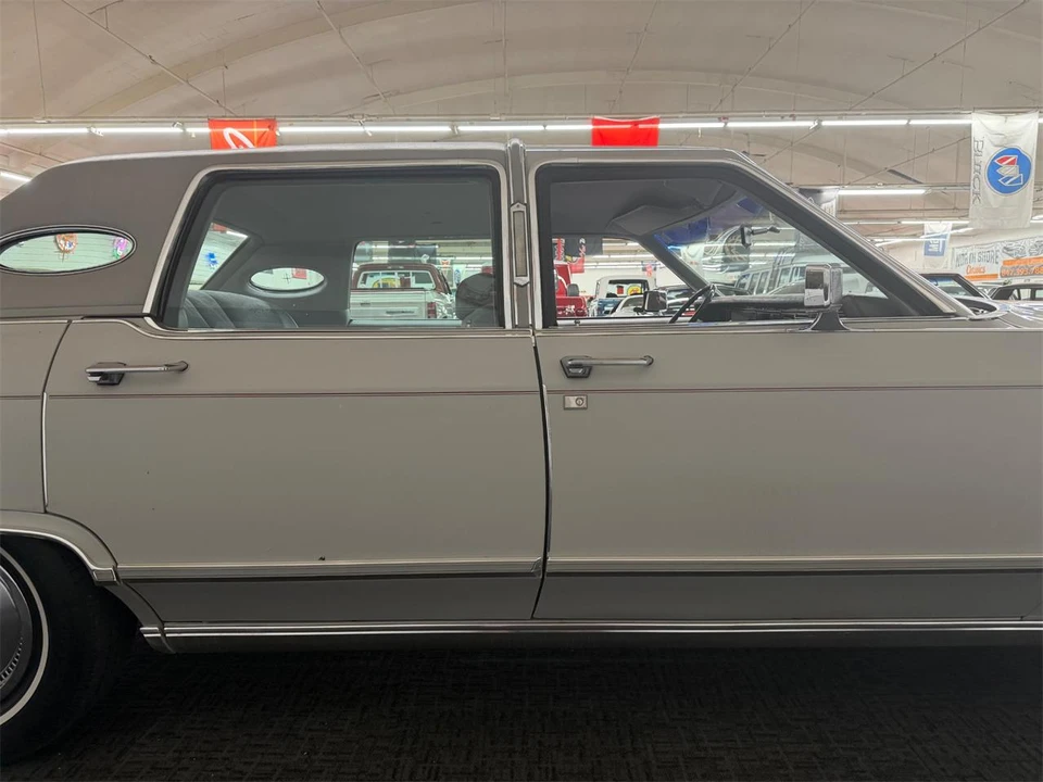 1979 Lincoln Town Car - Image 23 of 31