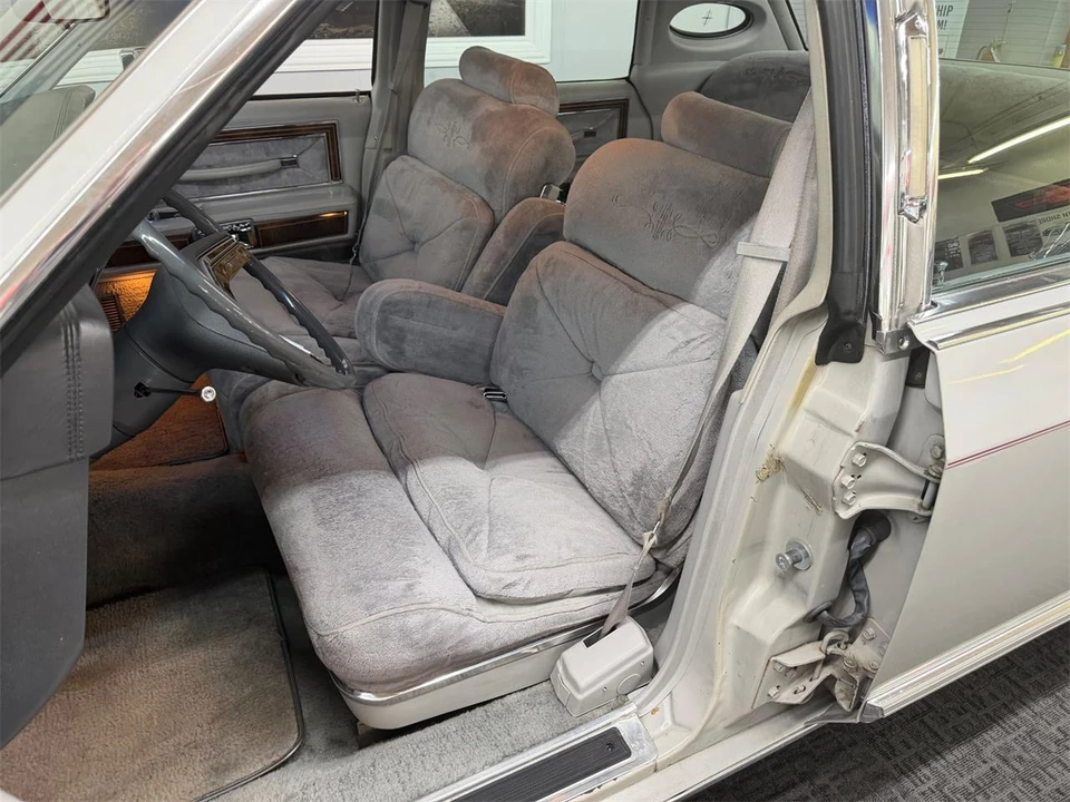 1979 Lincoln Town Car - Image 27 of 31