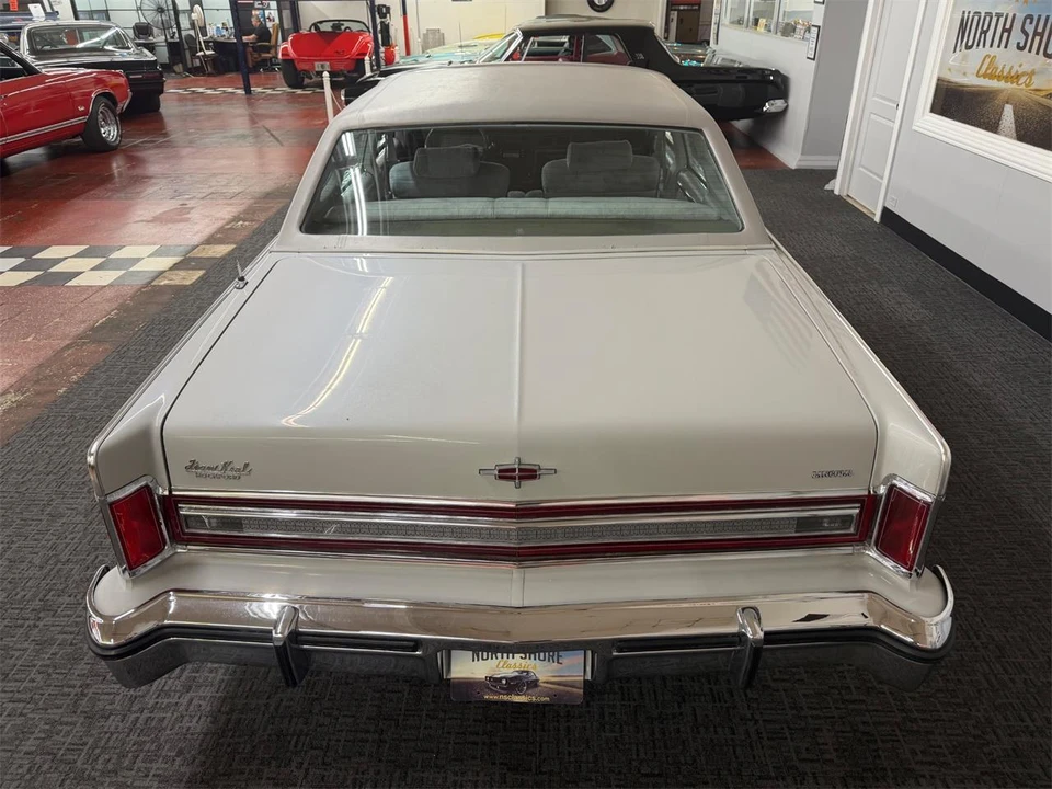 1979 Lincoln Town Car - Image 12 of 31