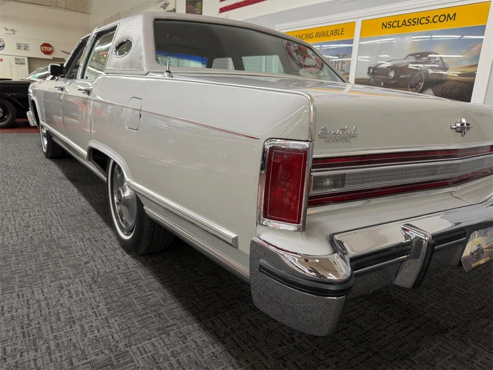 1979 Lincoln Town Car - Image 21 of 31