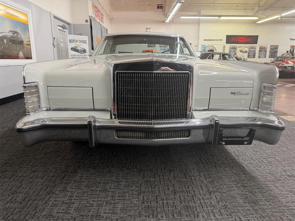 1979 Lincoln Town Car - Image 6 of 31