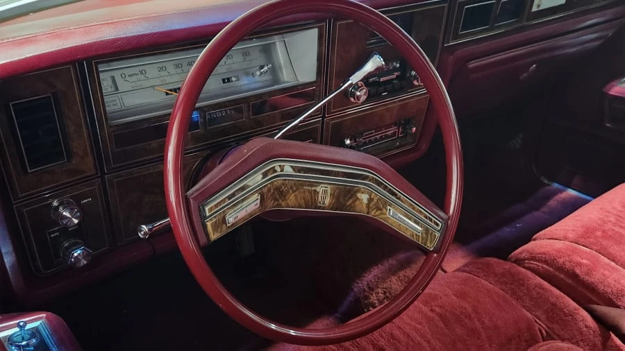 1979 Lincoln Town Car - Image 3 of 20