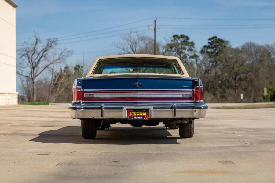 1979 Lincoln Town Car - Image 5 of 26