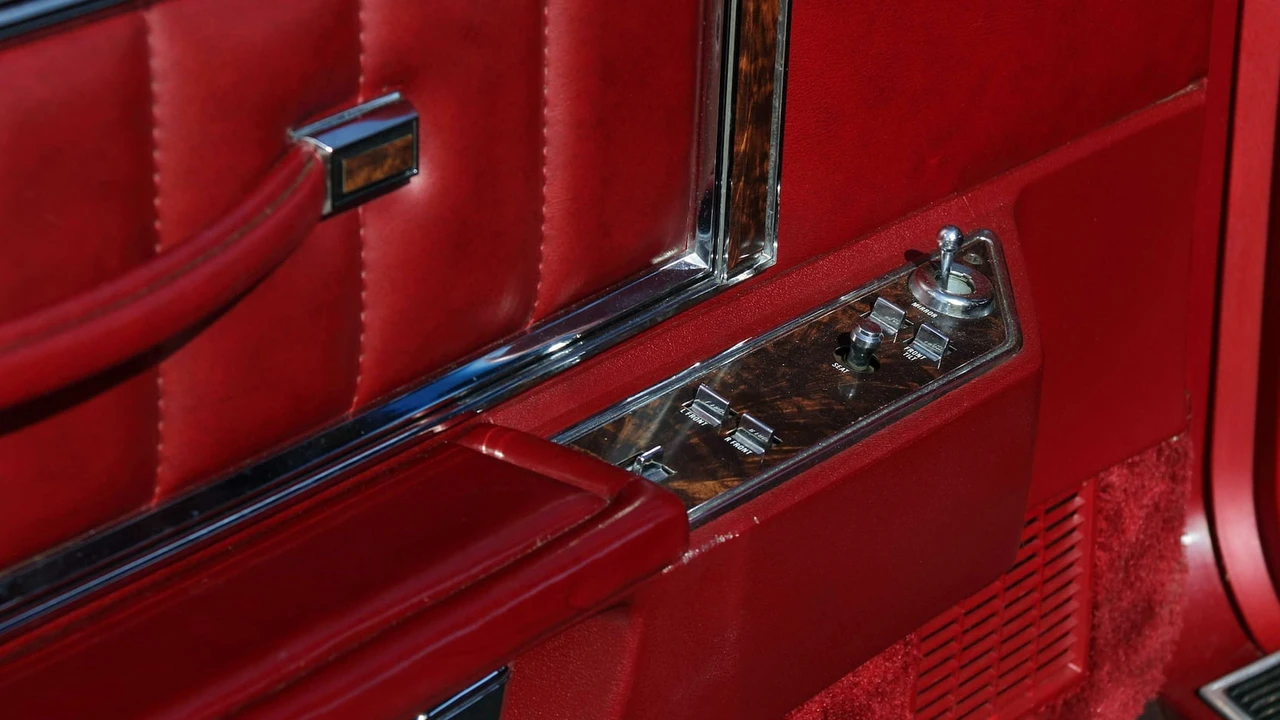 1979 Lincoln Town Car - Image 21 of 22