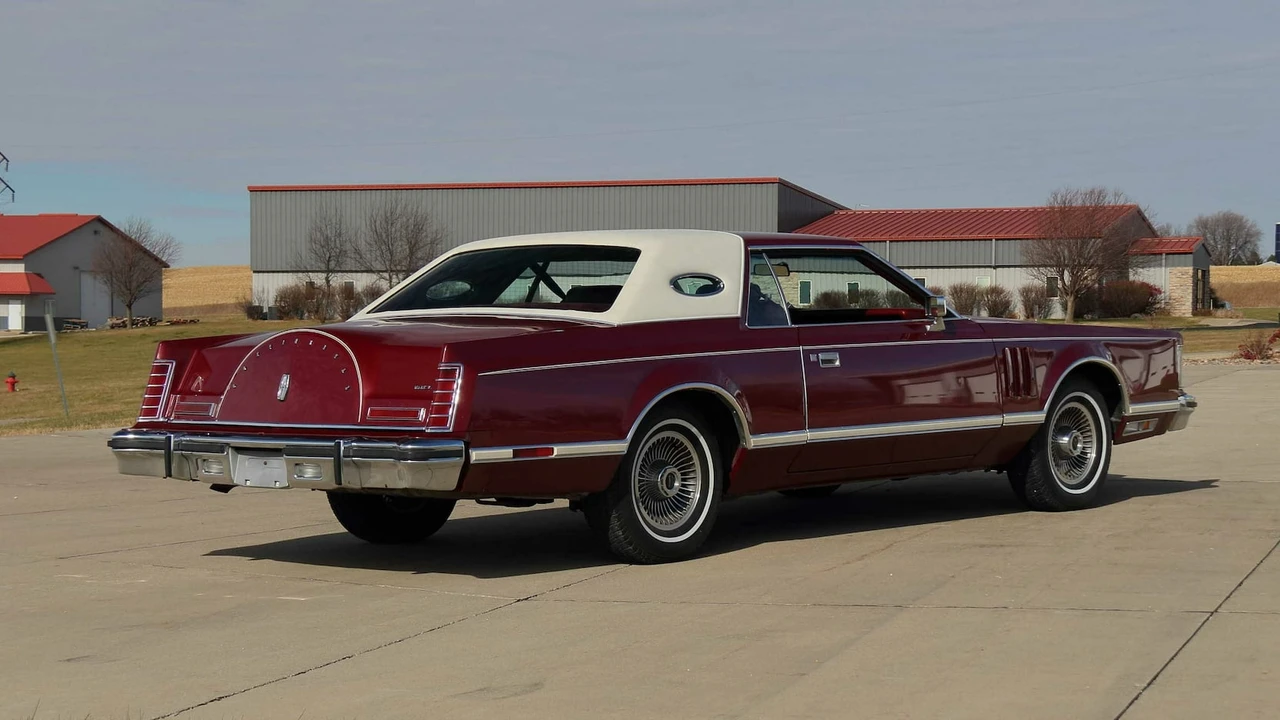 1979 Lincoln Town Car - Image 3 of 22