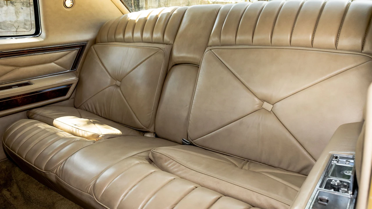 1979 Lincoln Continental 5th Gen - Image 9 of 31