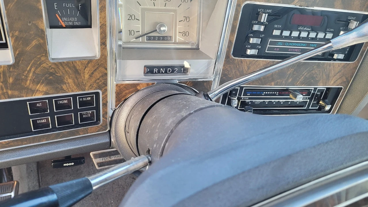 1979 Lincoln Continental - Image 2 of 8