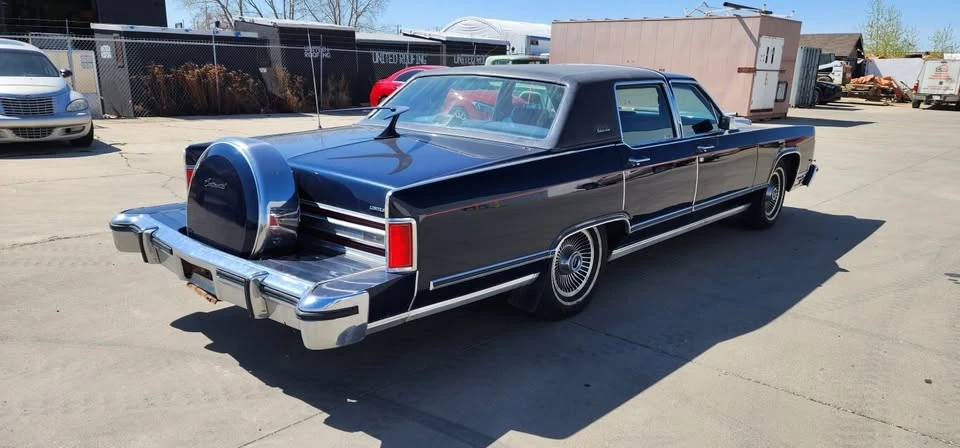 1979 Lincoln Continental 5th Gen - Image 5 of 17