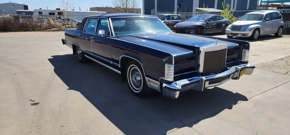 1979 Lincoln Continental 5th Gen - Image 3 of 17