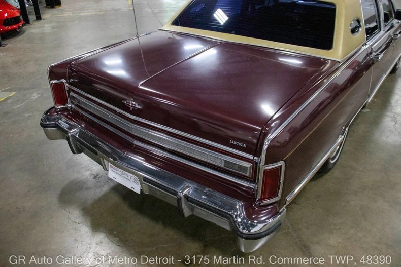 1979 Lincoln Continental 5th Gen - Image 15 of 20