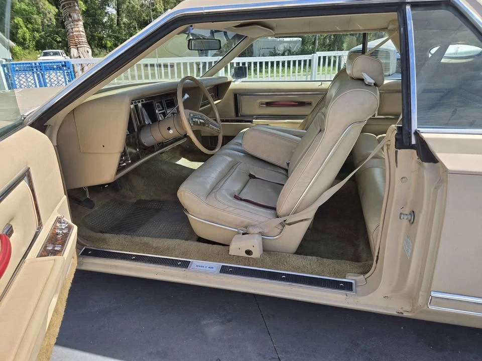 1979 Lincoln Continental 5th Gen - Image 7 of 14