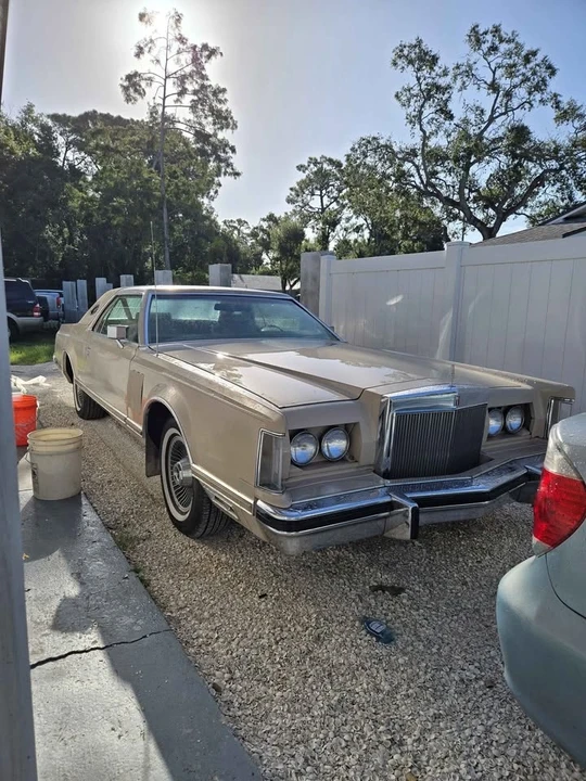 1979 Lincoln Continental 5th Gen - Image 5 of 14
