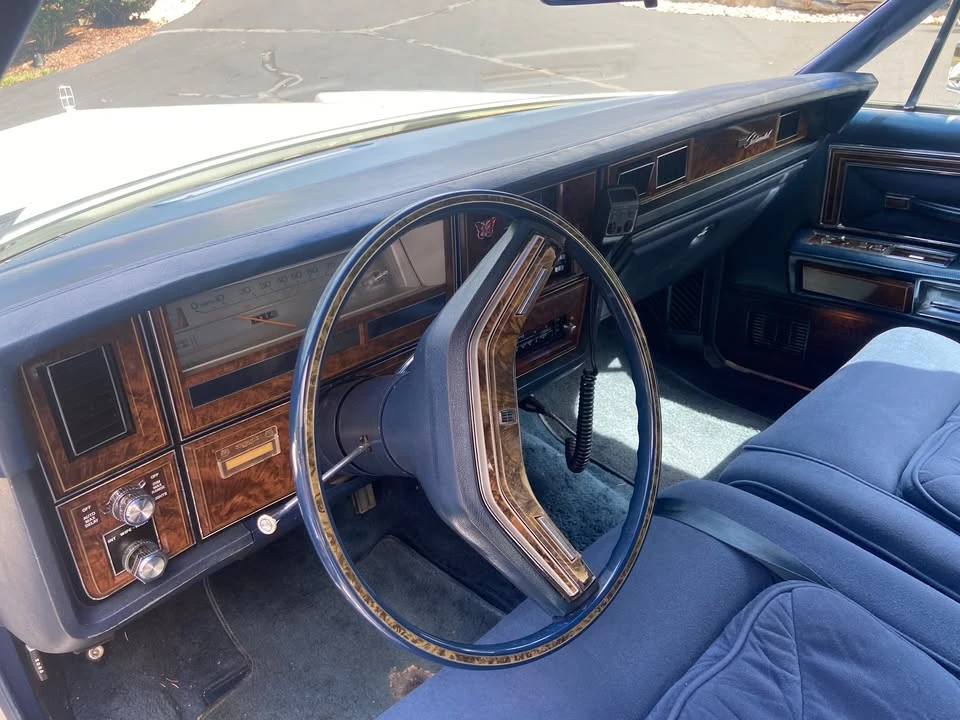 1979 Lincoln Continental 5th Gen - Image 8 of 17