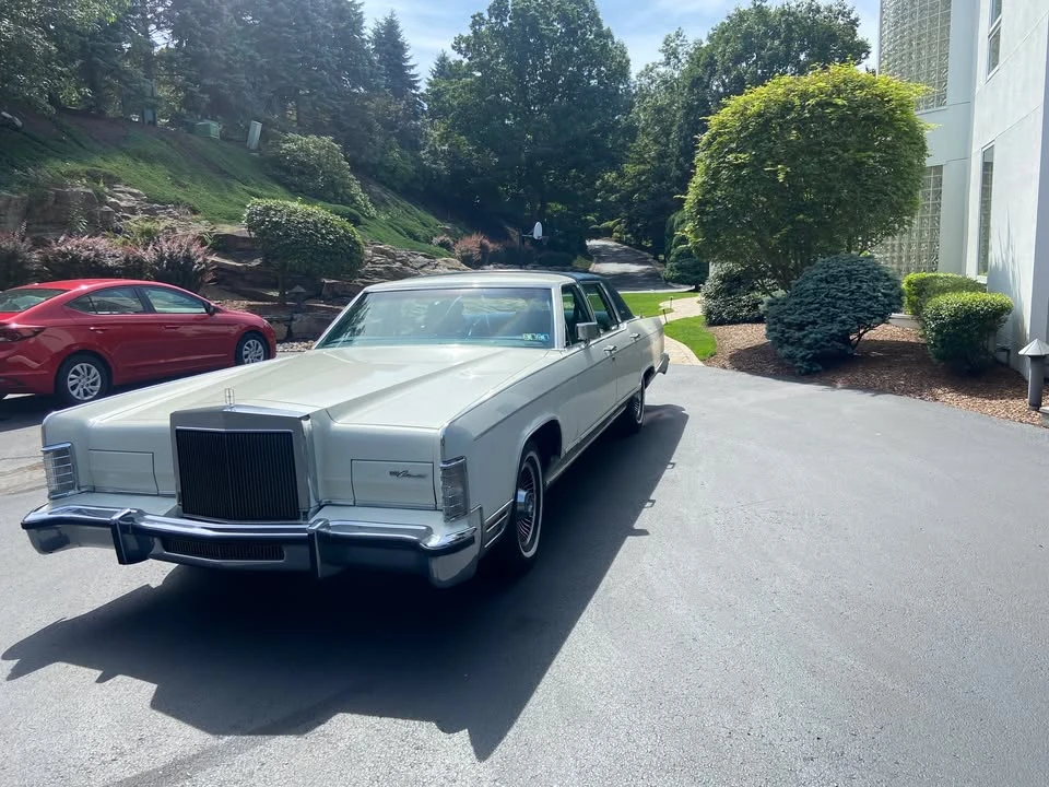 1979 Lincoln Continental 5th Gen - Image 3 of 17