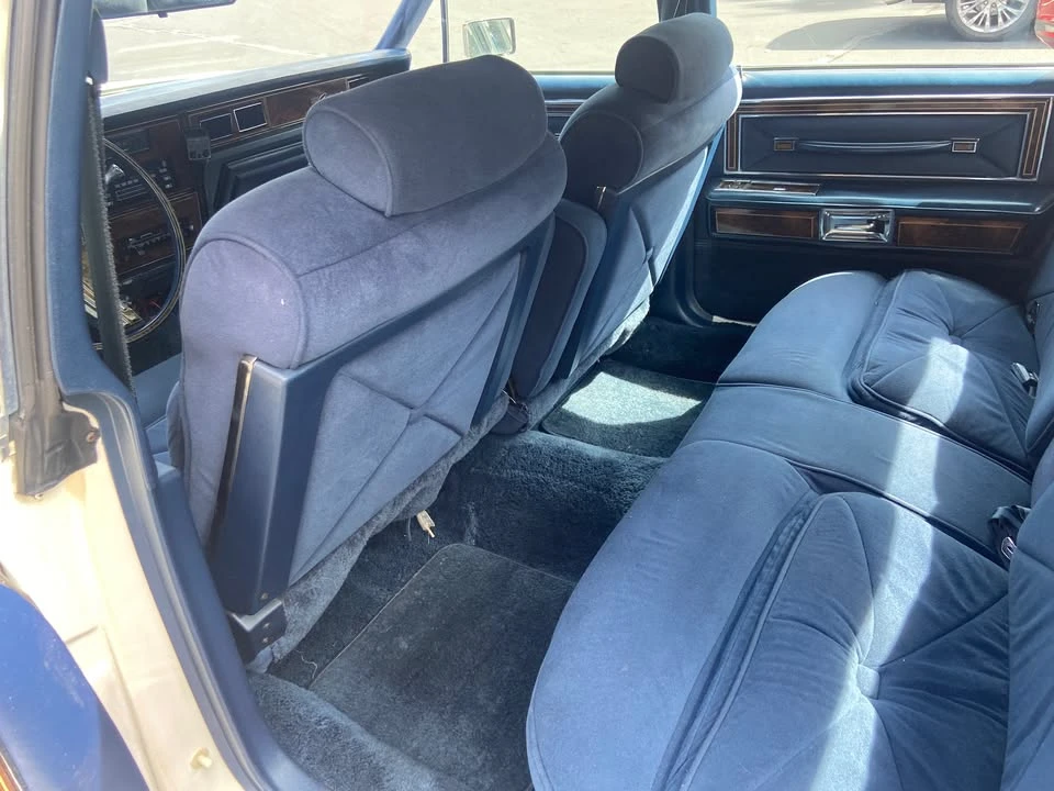 1979 Lincoln Continental 5th Gen - Image 10 of 17