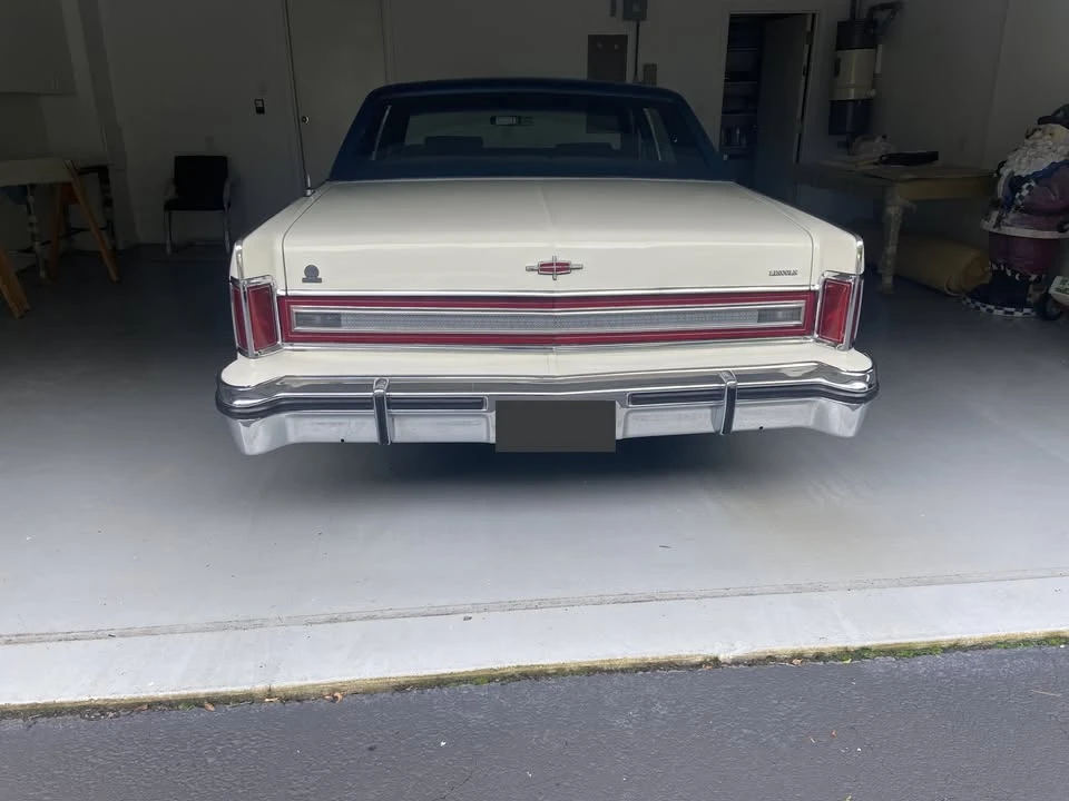 1979 Lincoln Continental 5th Gen - Image 17 of 17