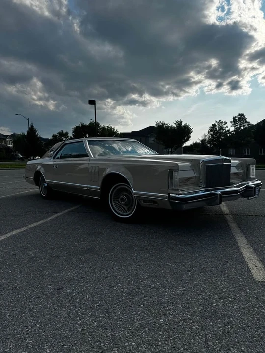 1979 Lincoln Continental Mark VII - Image 3 of 10