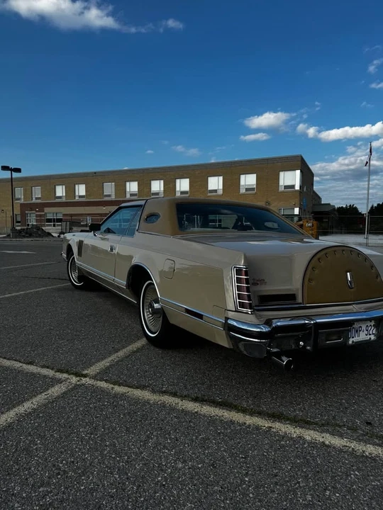 1979 Lincoln Continental Mark VII - Image 4 of 10
