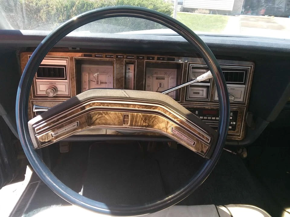 1979 Lincoln Continental Mark V - Image 14 of 17