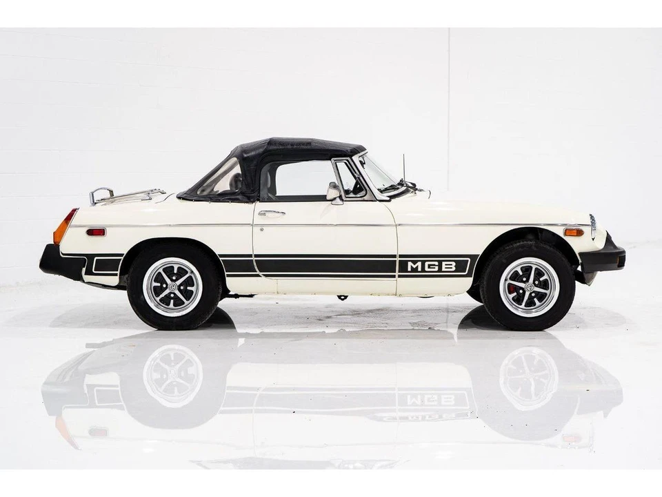 1979 MG MGB Roadster - Image 2 of 31