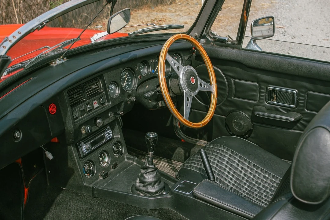 1989 MG MGB Roadster - Image 16 of 30