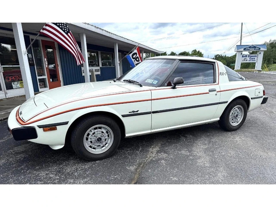 1979 Mazda RX-7 SA & FB - Image 2 of 31