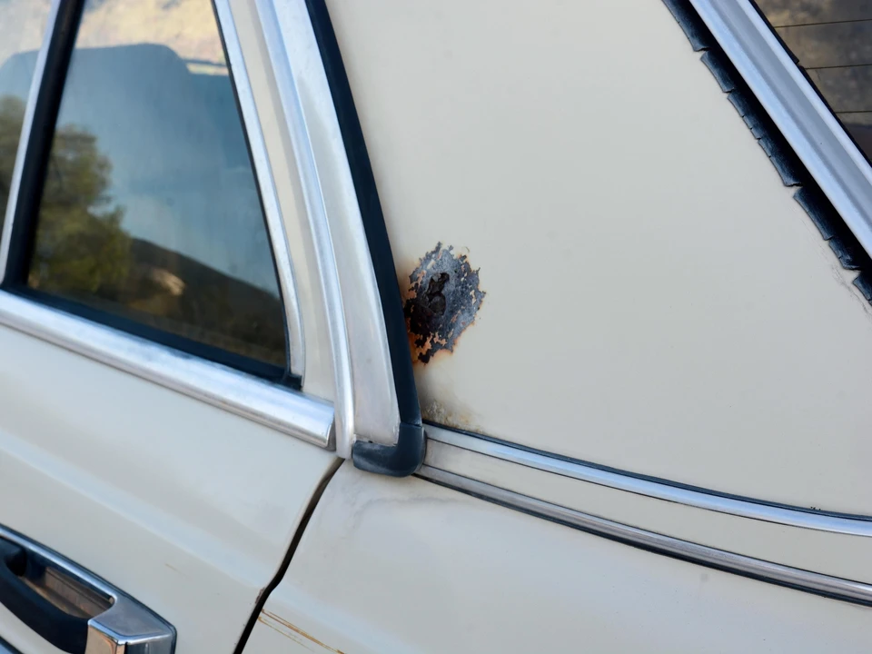 1979 Mercedes-Benz W123 Sedan - Image 25 of 31