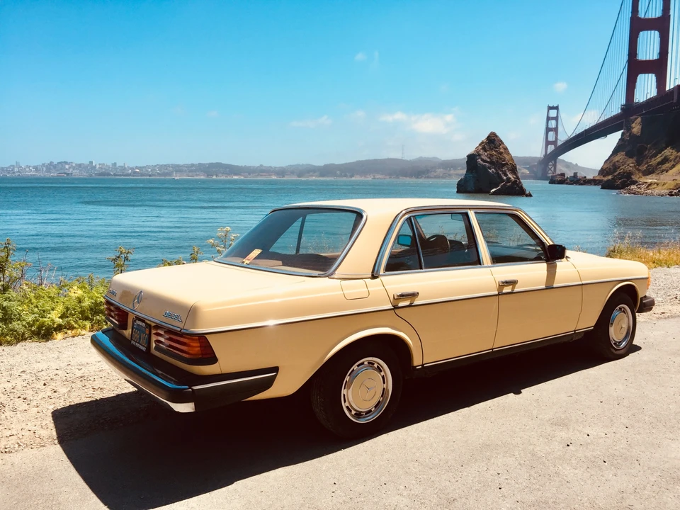 1979 Mercedes-Benz W123 Sedan - Image 16 of 31