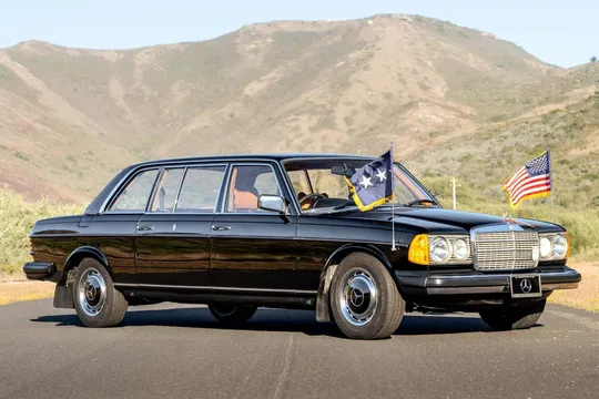 1979 Mercedes-Benz 250 LWB