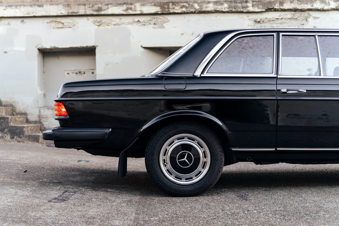 1979 Mercedes-Benz W123 Long Wheelbase (V123) - Image 29 of 31